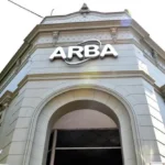 Frente de la casa central de ARBA en La Plata
