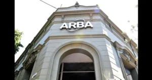 Frente de la casa central de ARBA en La Plata