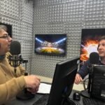 Volar La Plata desde el cielo: la experiencia en helicóptero que conquista a turistas, futboleros y parejas